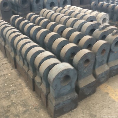 立軸破碎機(jī)錘頭 潤(rùn)鑫 合金立軸破碎機(jī)錘頭 立軸破碎機(jī)配件 生產(chǎn)廠家